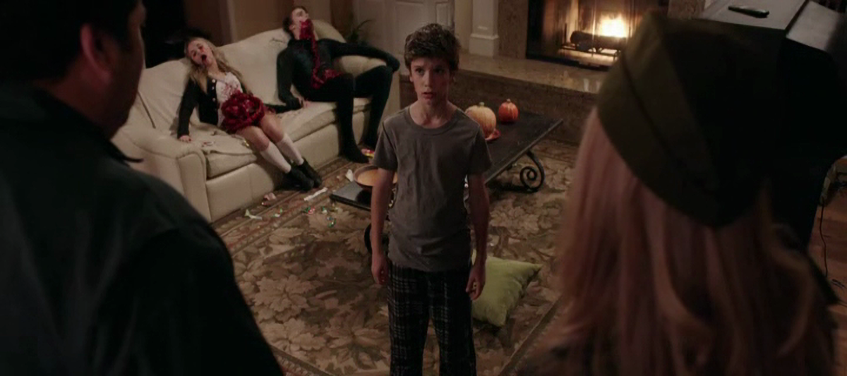 Tales of Halloween (2015)