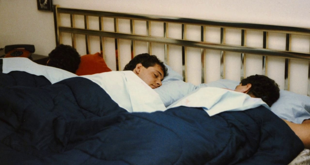 Three Identical Strangers (2018)